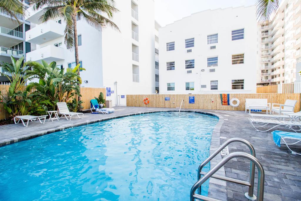 Ocean Walk Apartments Miami Beach Exteriör bild